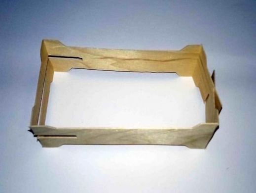 Рамка міні для сотового меду 66х115х28 мм з бука (під рамку 145 мм)